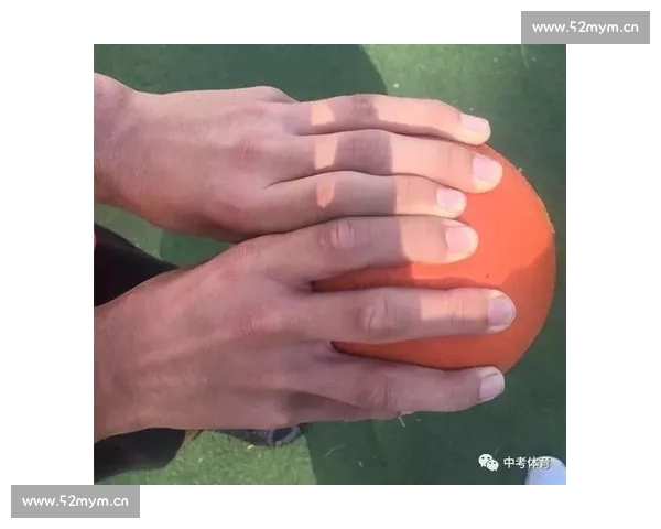 精彩激烈的实心球比赛全面展现力量速度与技巧的独特魅力无限潜力